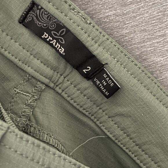Prana Revenna Jogger Pants Green Ripstop Stretch Drawstring Gorpcore size 2 - Picture 8 of 9